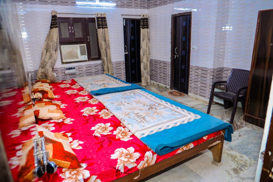 Deluxe Single Room